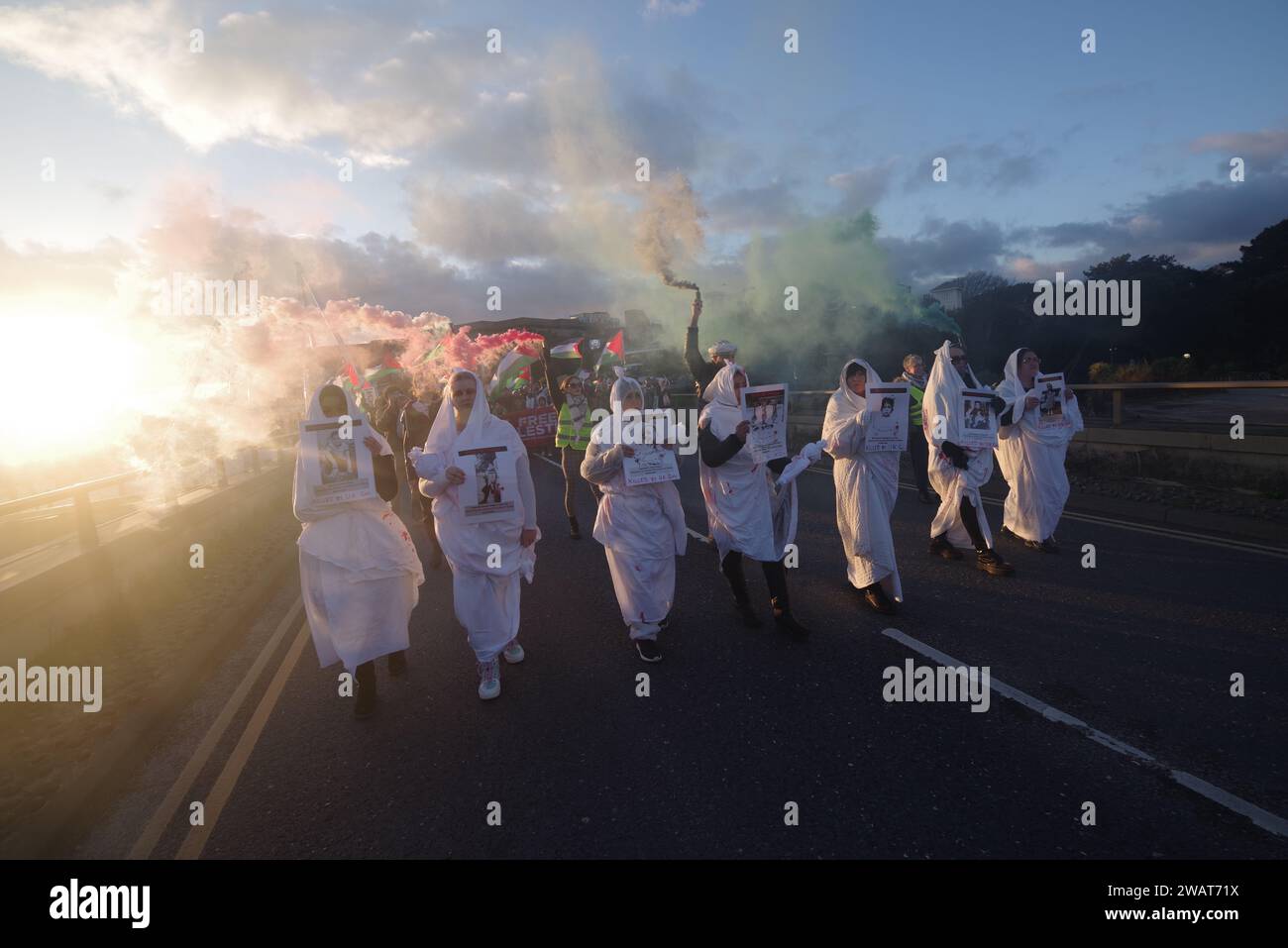 Over 200 marched through Bournemouth for a Ceasefire in Gaza on the 6th