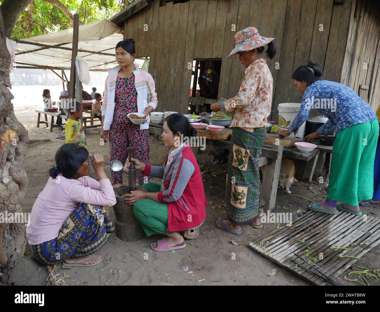 CAMBODIA   Stung Treng, village life. Preparing food. Stock Photo