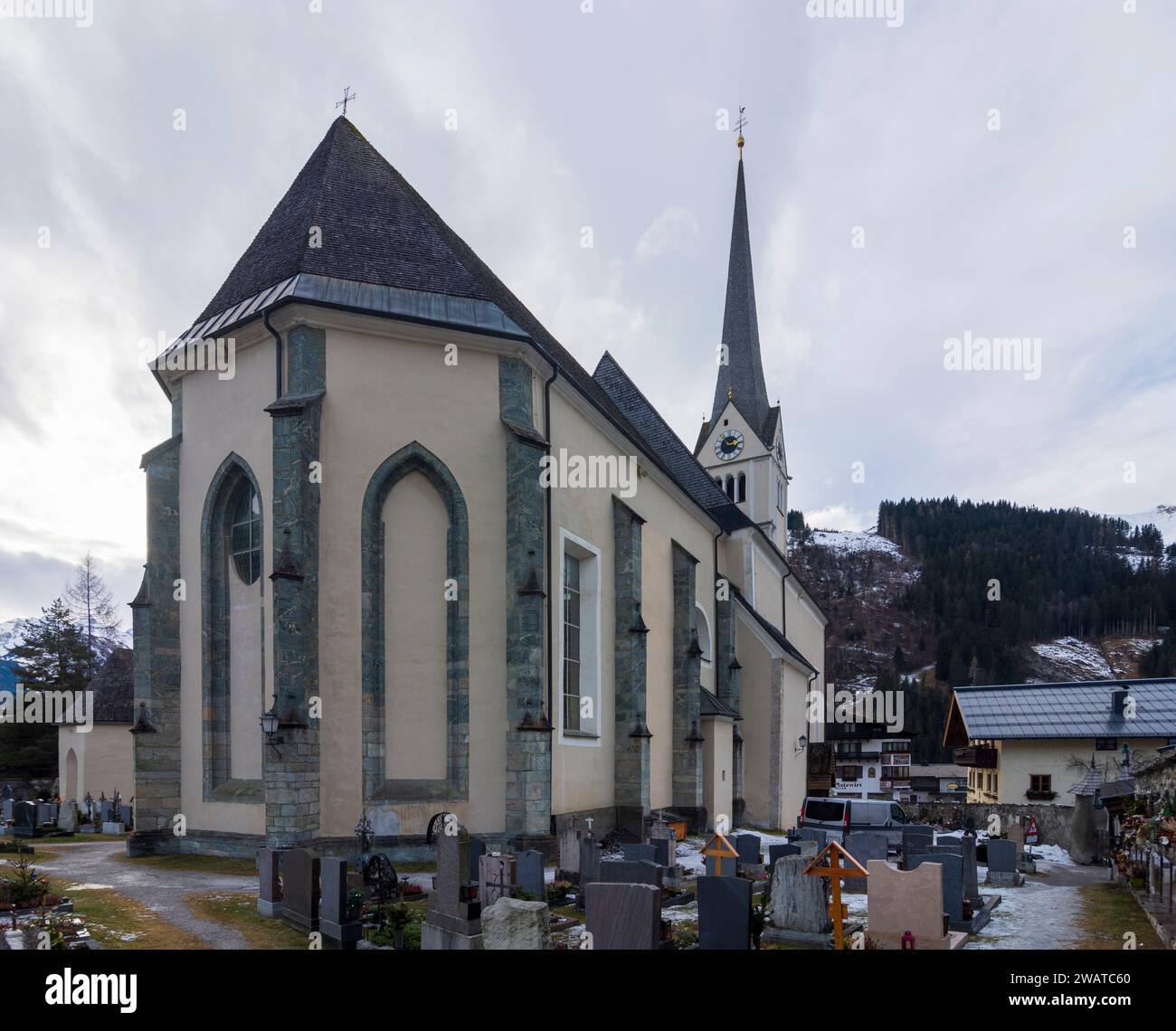 Rauris: church Rauris in Pinzgau, Salzburg, Austria Stock Photo