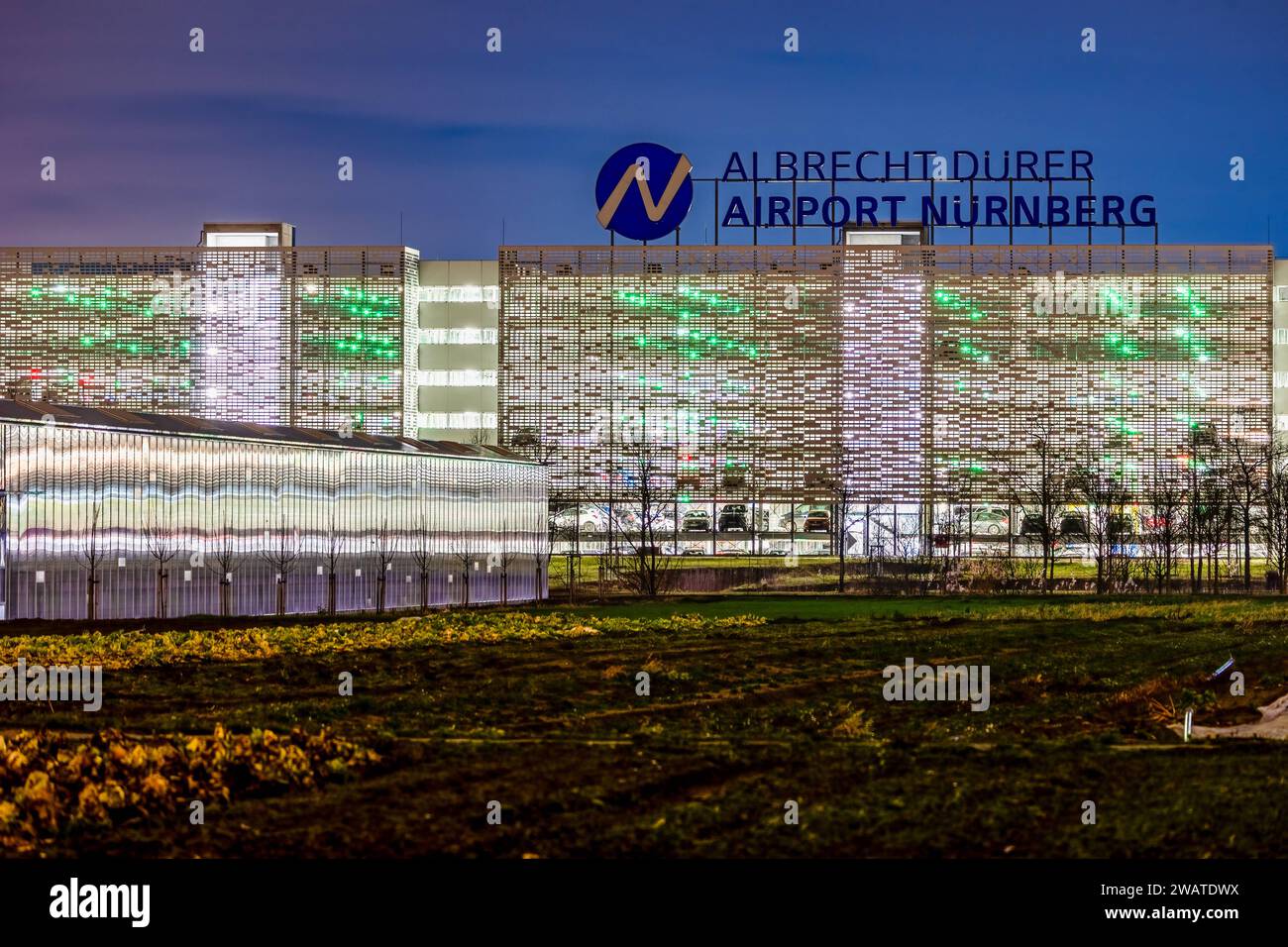 Flughafen Nrnberg Parkhaus 4