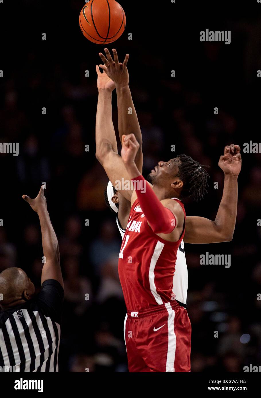 Nashville, Tennessee, USA. 6th Jan, 2024. Tipoff at the Alabama VS. Vanderbilt NCAA basketball at Vanderbilt University in Nashville. (Credit Image: © Camden Hall/ZUMA Press Wire) EDITORIAL USAGE ONLY! Not for Commercial USAGE! Stock Photo