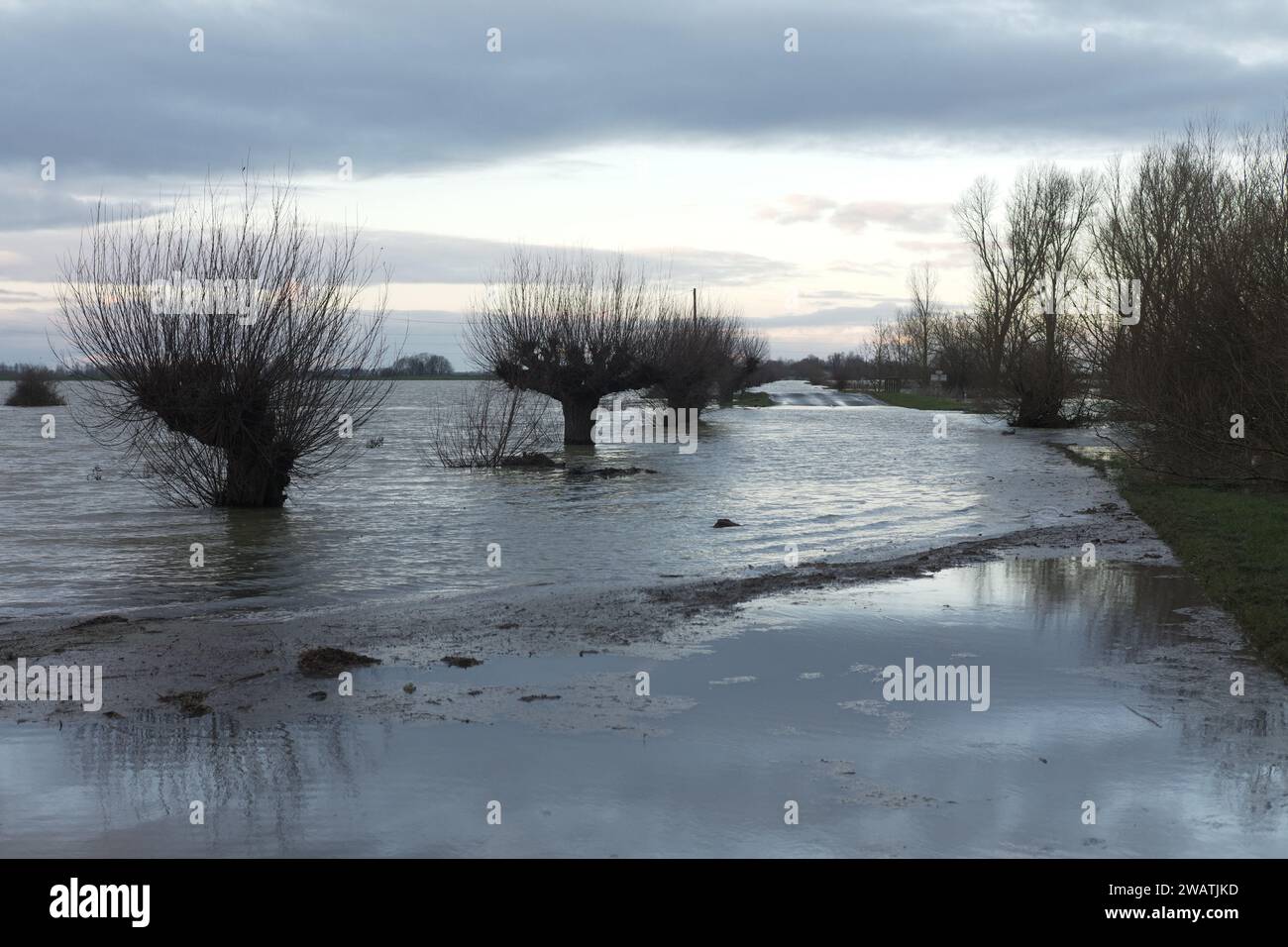 Whittlesey, UK. 6th January 2024. Heavy rainfall in the UK causing a