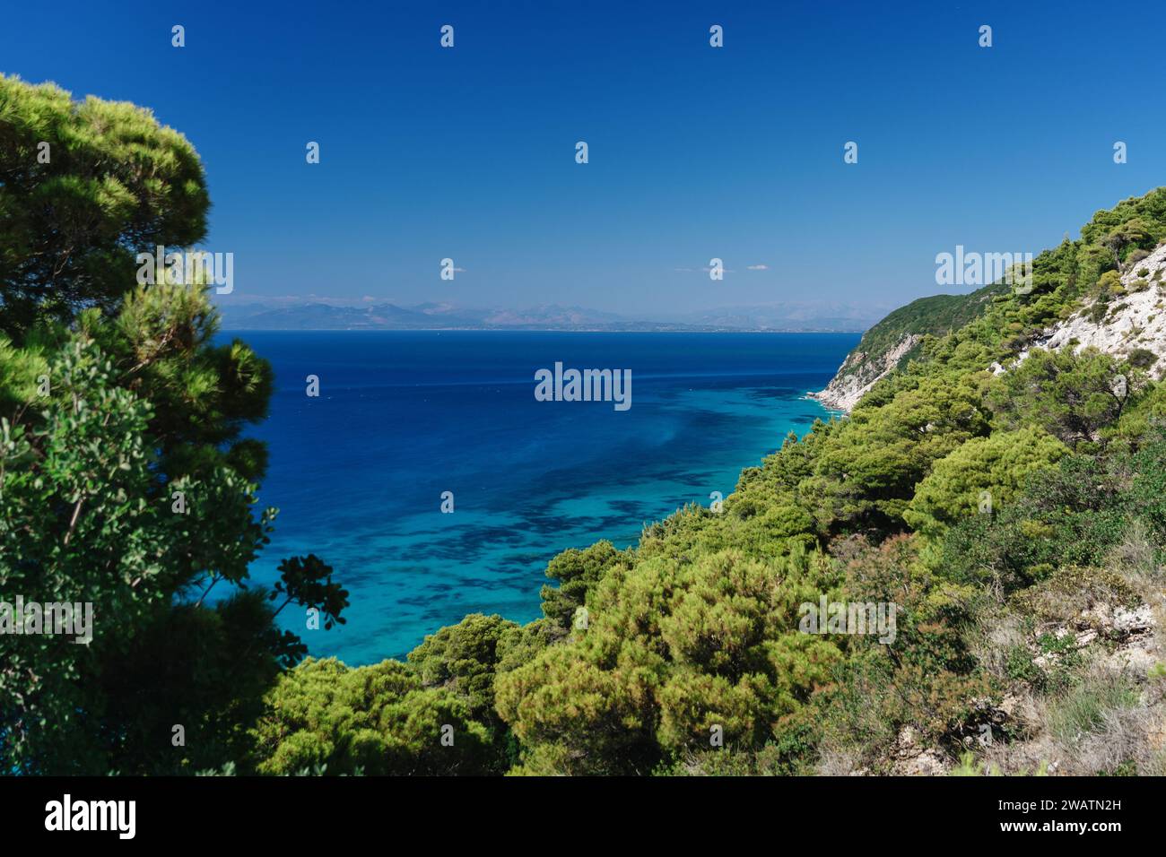 Pristine seaside horizon hi-res stock photography and images - Alamy