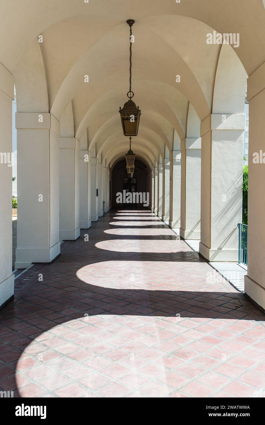 Vanishing point in architectural colonnade Stock Photo