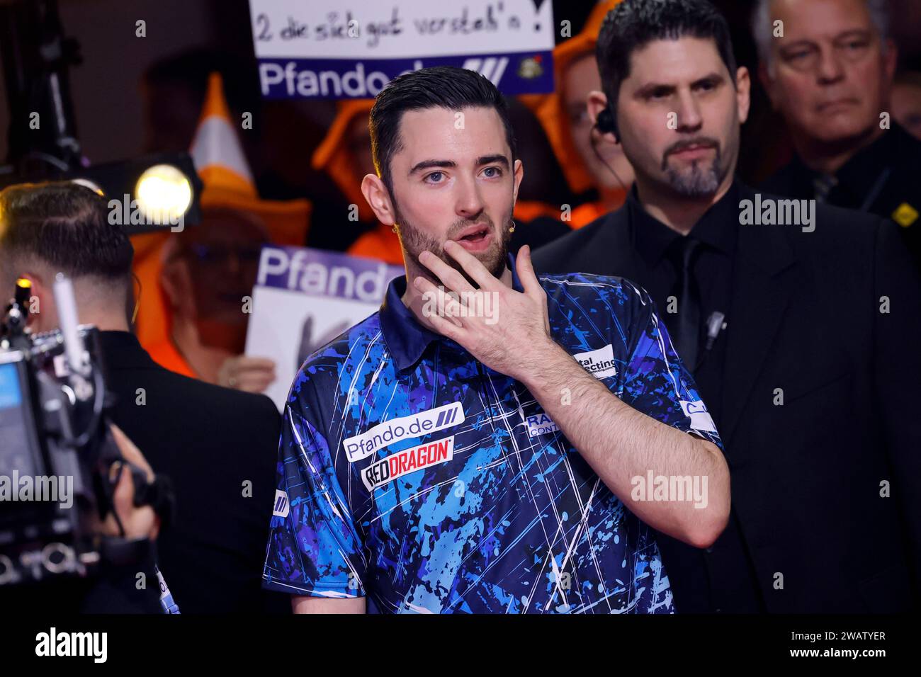 Dartspieler Luke Humphries / Cool Hand Luke bei der Pro7 Promi Darts WM