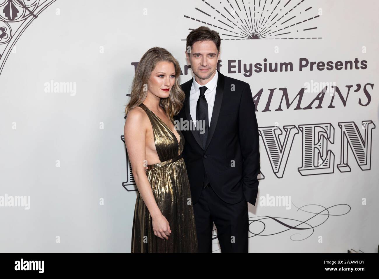 Los Angeles USA 06th Jan 2024 Ashley Grace And Topher Grace Attend   Los Angeles Usa 06th Jan 2024 Ashley Grace And Topher Grace Attend The Arrivals Of The Art Of Elysiums 2024 Heaven Gala 2024 At The Wiltern Theater In Los Angeles Ca On January 6 2024 Photo By Corine Solbergsipausa Credit Sipa Usaalamy Live News 2WAWH3Y 