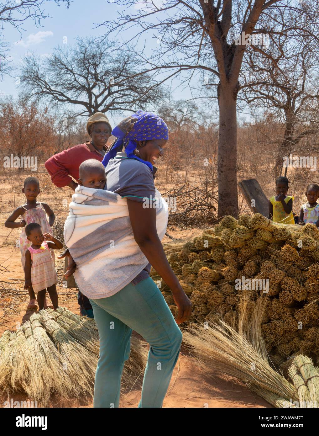 Baby carrying blanket hi res stock photography and images Page 2 Alamy