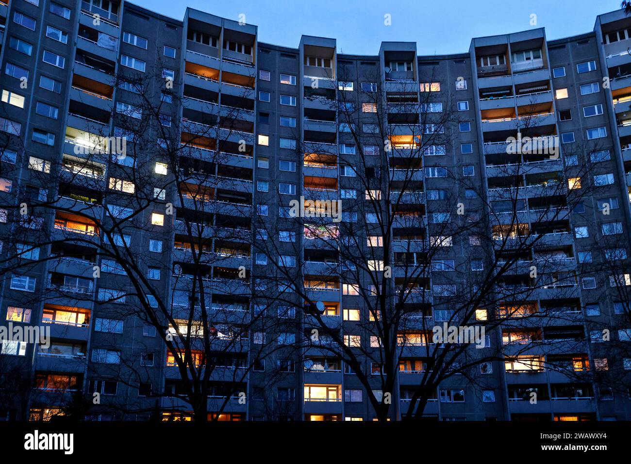 View of the Gropiushaus tower block in Gropiusstadt. The rise in rents in German cities has increased again in the past year, Berlin, 16.01.2023 Stock Photo