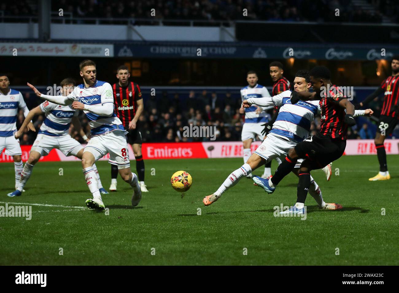 London, UK. 07th Jan, 2024. Luis Sinisterra of Bournemouth has a shot ...