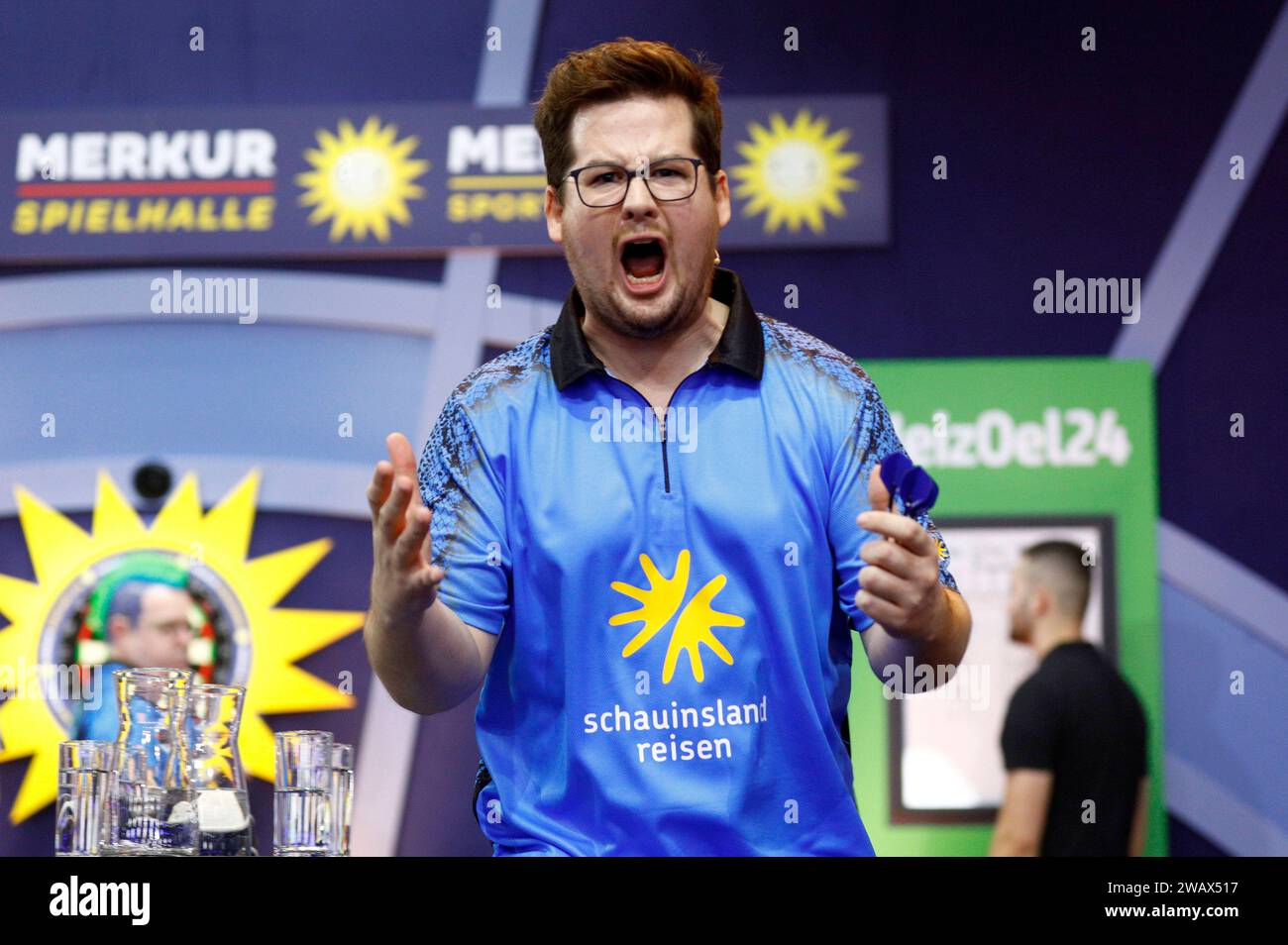 Chris Tall bei der PromiDartsWM 2024 im Maritim Hotel. Düsseldorf, 06