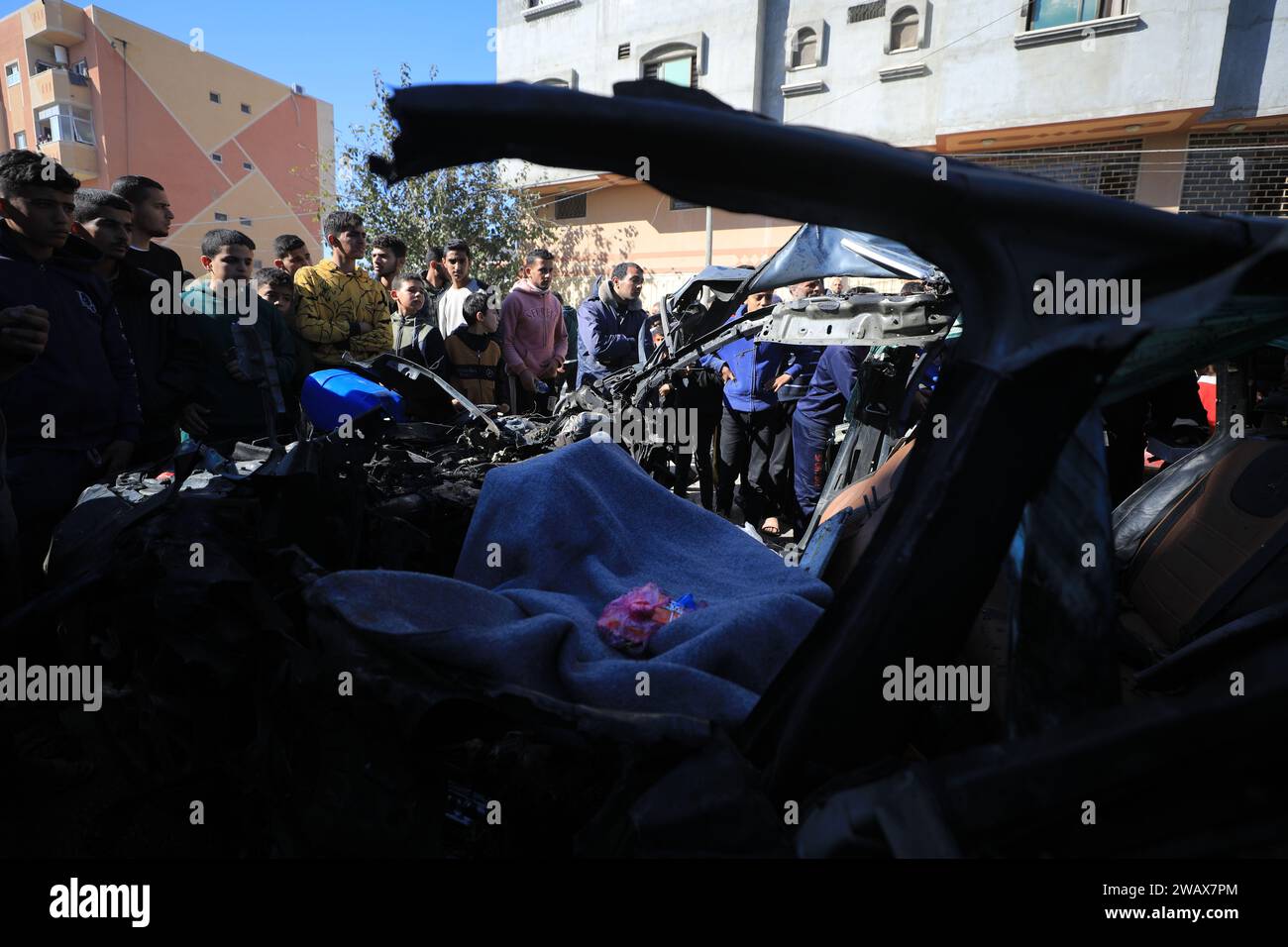 Gaza 7th Jan 2024 People Check The Vehicle Damaged By An Israeli   Gaza 7th Jan 2024 People Check The Vehicle Damaged By An Israeli Airstrike In The Southern Gaza Strip City Of Rafah On Jan 7 2024 Two Journalists Were Killed And Another Journalist Was Injured On Sunday In An Israeli Airstrike Targeting Their Vehicle In The Southern Gaza Strip According To Hamas Media Office Credit Yasser Qudihxinhuaalamy Live News 2WAX7PM 