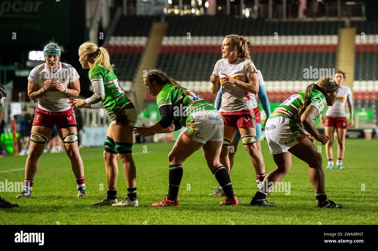 Harlequins Kaitlan Leaney in action during the Leicester Tigers Women