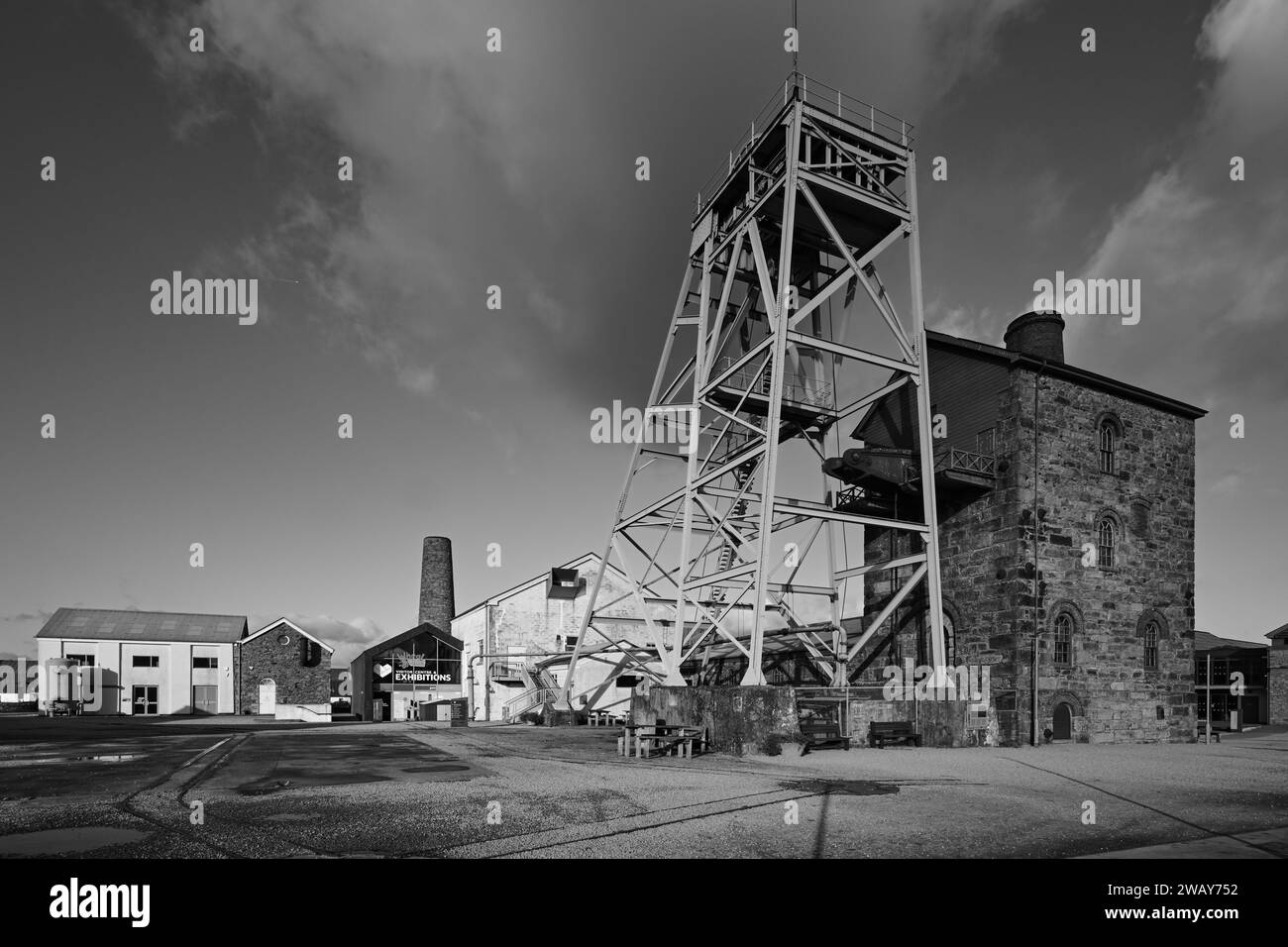 HEARTLANDS POOL CAMBORNE WORLD HERITAGE SITE MINING ENGINE HOUSE Stock