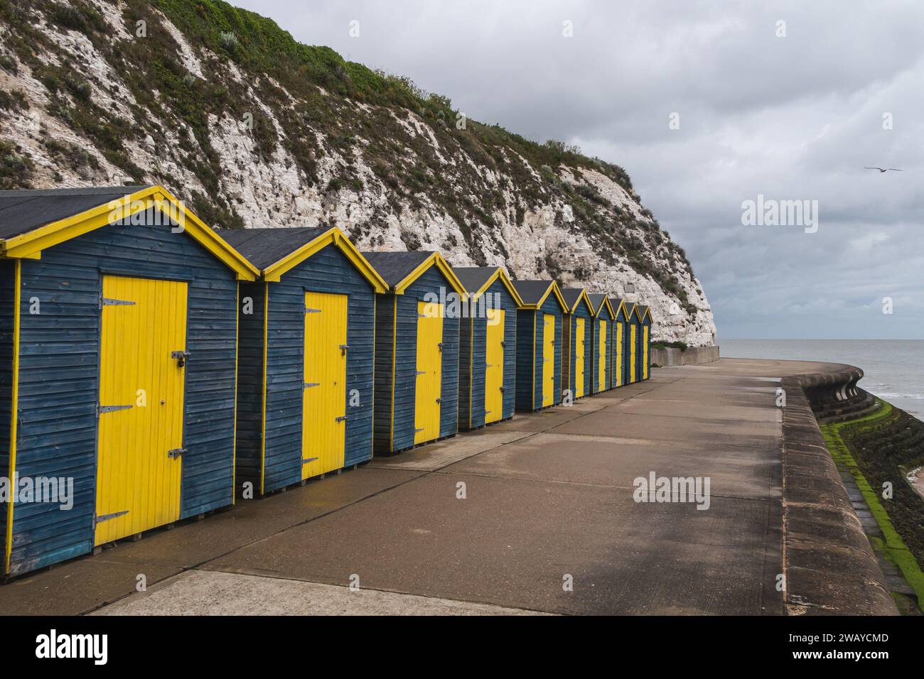 Margate beach huts hi-res stock photography and images - Alamy