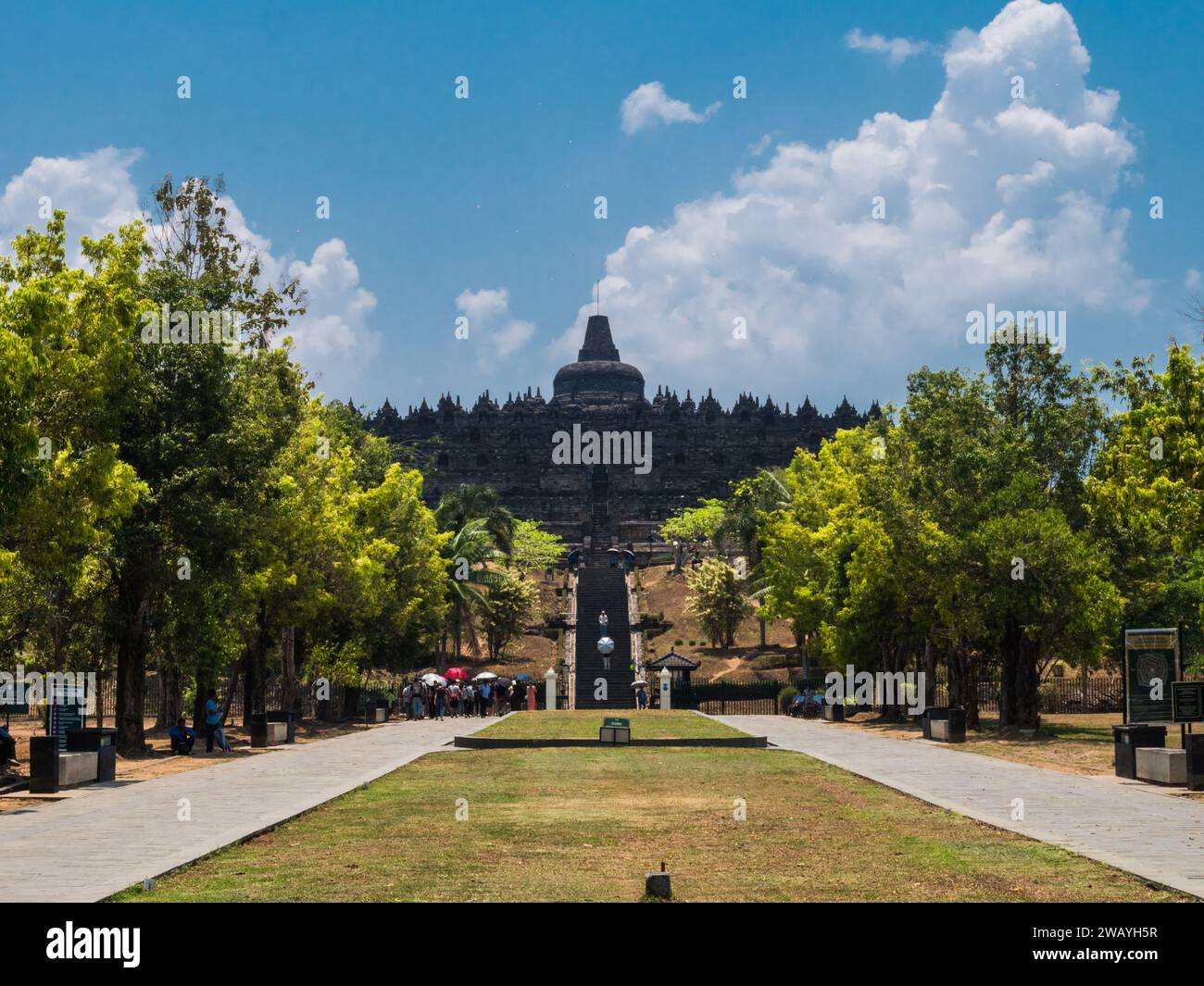 Borobudur temple steps hi-res stock photography and images - Alamy