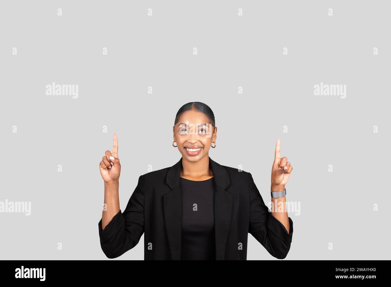 Businesswoman in black blazer hi-res stock photography and images - Alamy