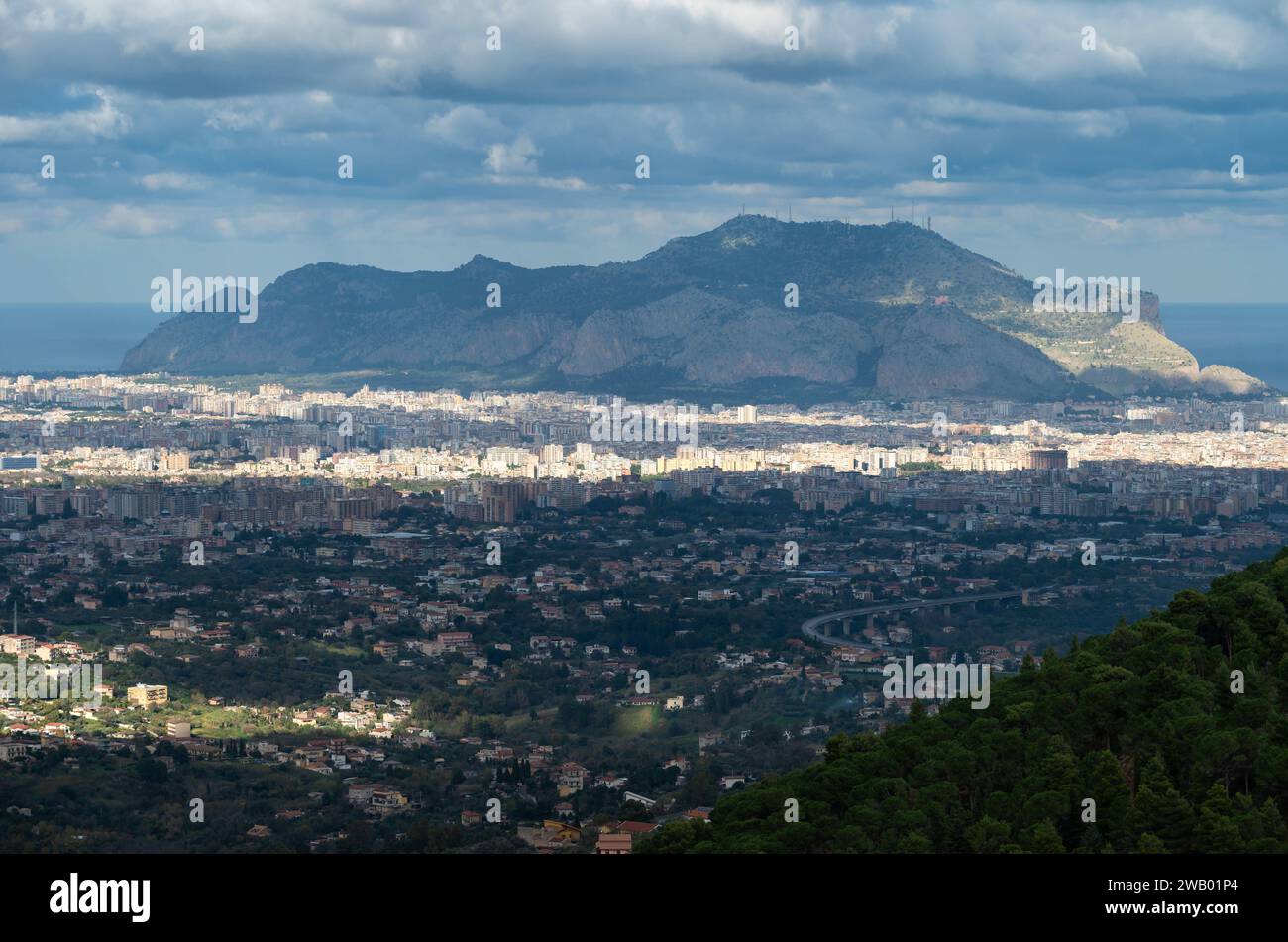 Panoramic view over the city of Palermo and the surrounding nature and mountains Palermo, Sicily, Italy Stock Photo
