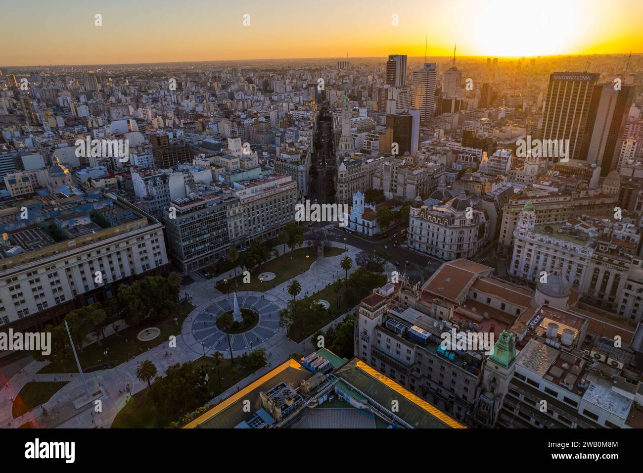 Beautiful aerial footage of Plaza de Mayo, the Casa Rosada Presidents house, The Kirchner Cultural Centre, in Puerto Madero. Buenos Aires, Argentina Stock Photo
