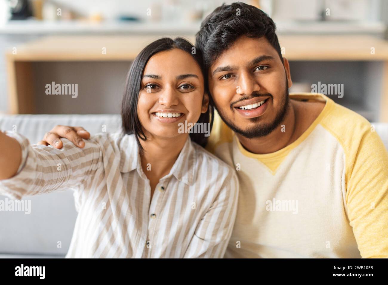 Happy indian couple husband wife hi-res stock photography and images ...