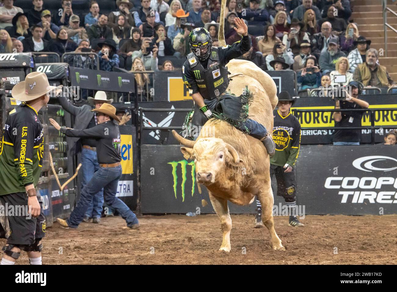 New York, United States. 07th Jan, 2024. NEW YORK, NEW YORK - JANUARY 07: Kaique Pacheco rides Yellowknife during third round of the Professional Bull Riders 2024 Unleash The Beast event at Madison Square Garden on January 7, 2024 in New York City. Credit: Ron Adar/Alamy Live News Stock Photo