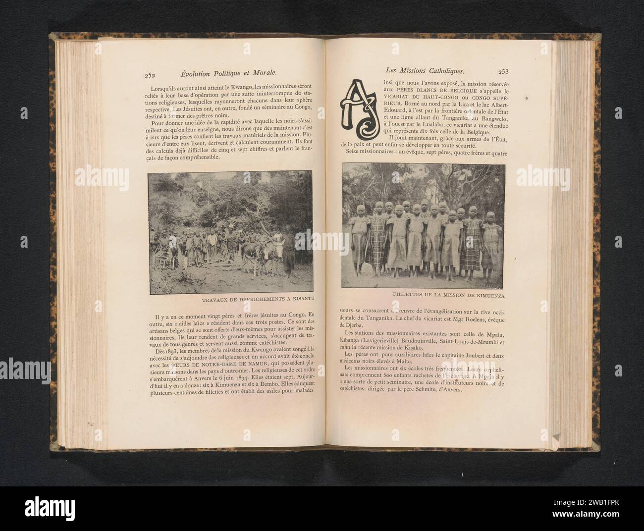 Group individuals in historical hi-res stock photography and images - Alamy