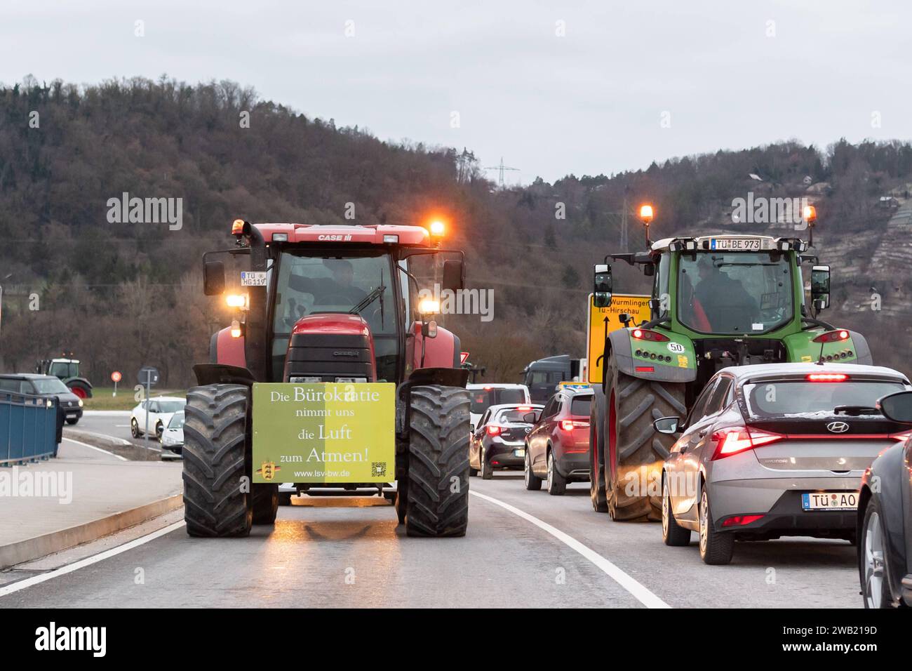 Tuebingen Bauern, Traktoren, Landwirte Blockieren Strassen