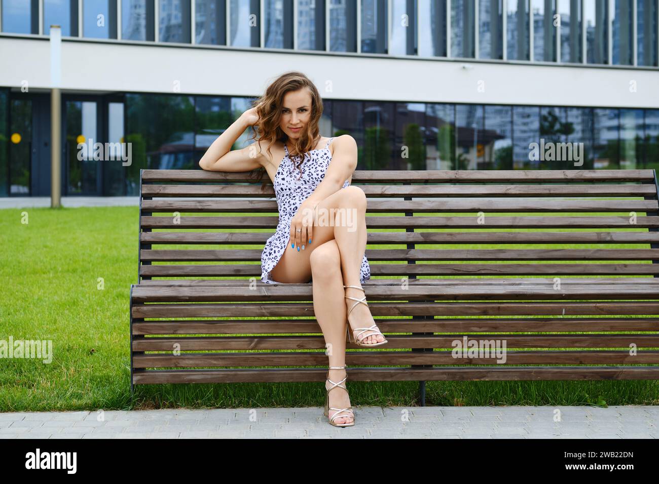 Woman showing her legs hi-res stock photography and images - Alamy