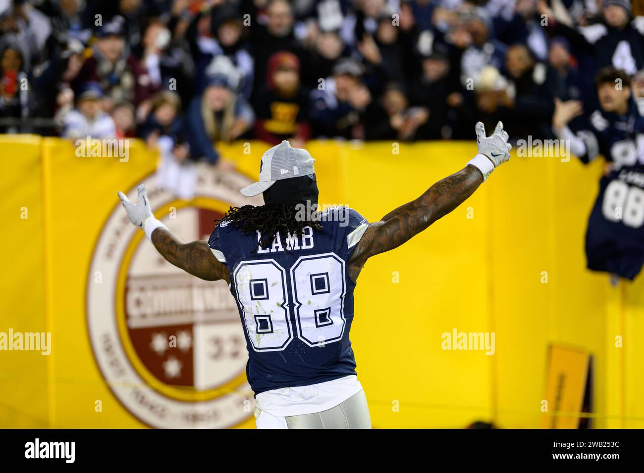 Landover, MD, USA. 07th Jan, 2024. Dallas Cowboys wide receiver CeeDee