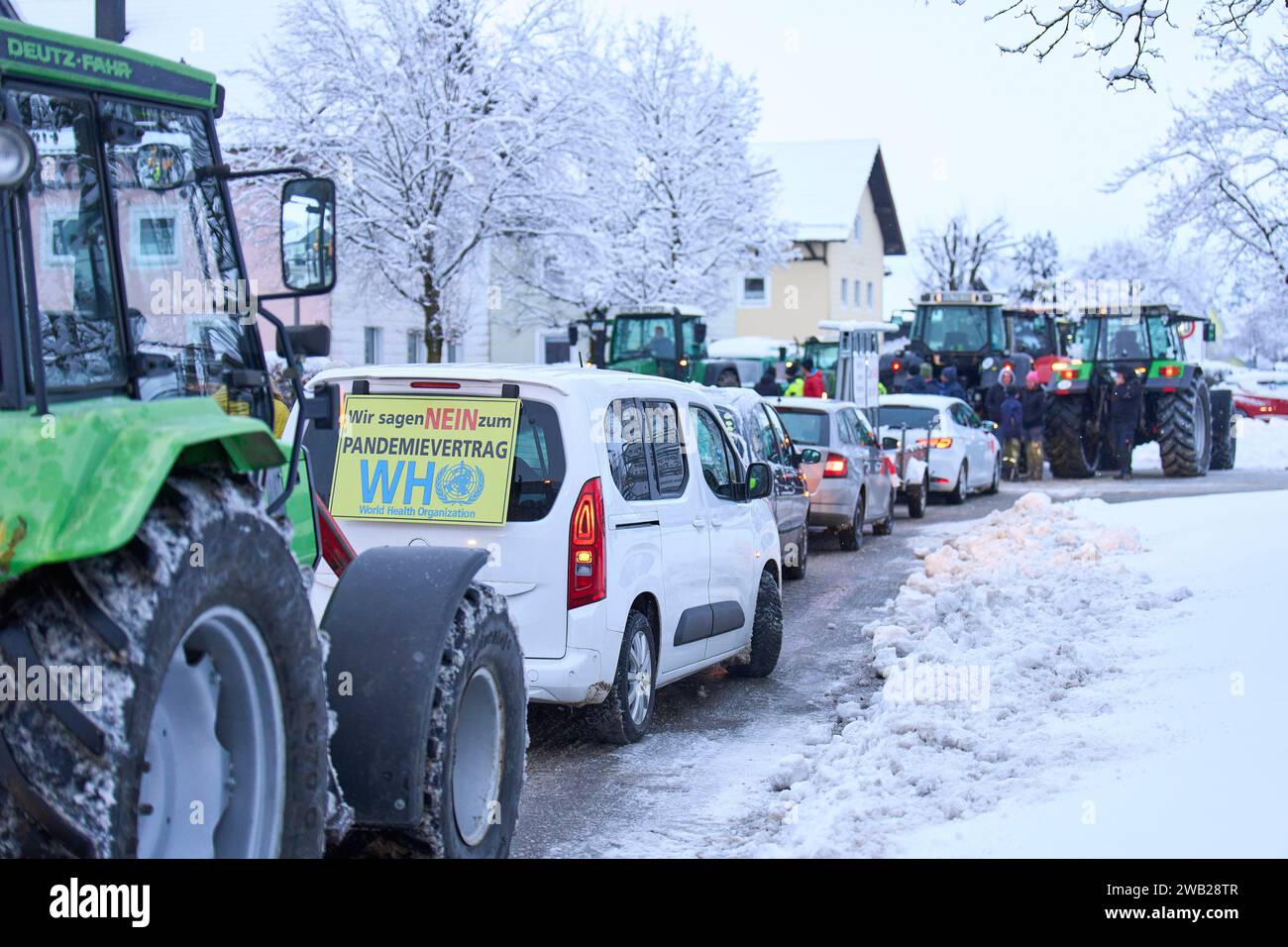 Farmers demonstrate for diesel subsidies and tax exemption for