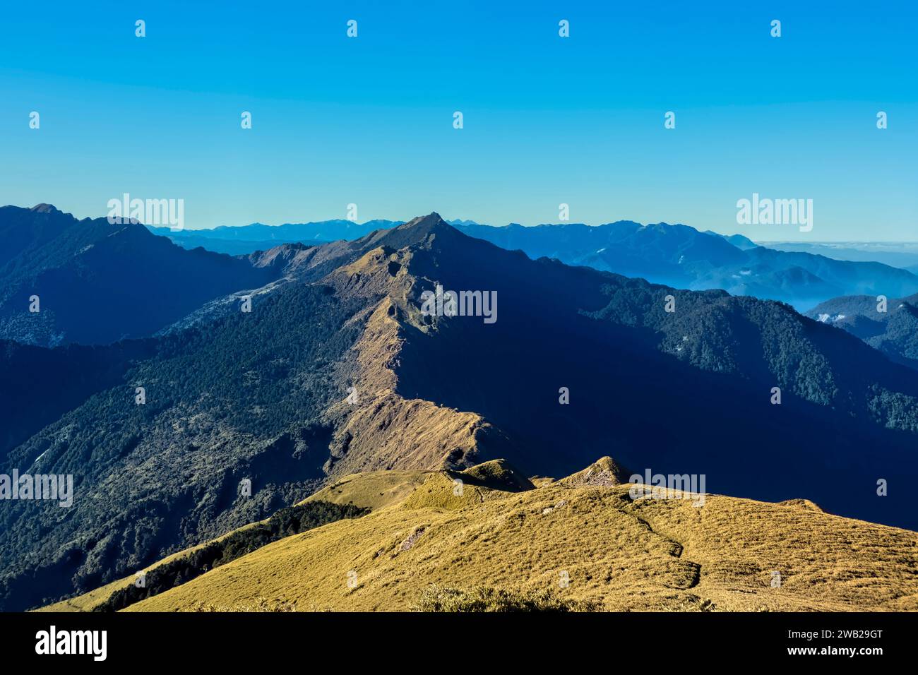View of the beautiful ridge route on Mount Nenggao, Nantou, Taiwan Stock Photo