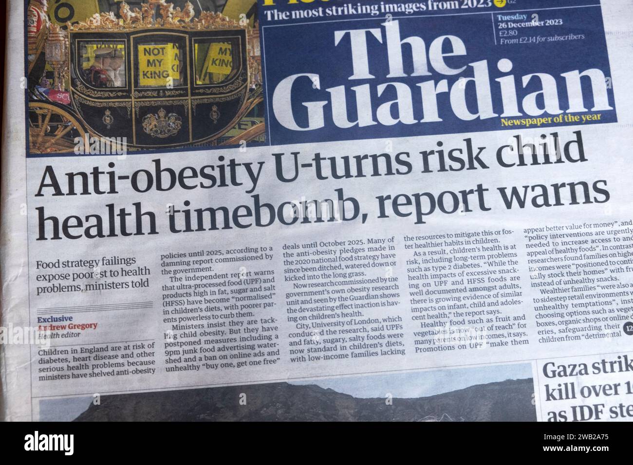 'Anti-obesity U-turn risk child health timebomb, report warns' Guardian newspaper headline front page  obesity article 27 December 2024 London UK Stock Photo
