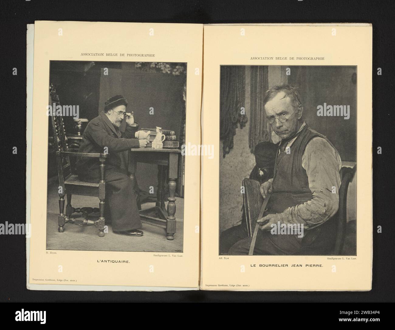 Antiquair to work at a table, Léonard Hubert Zeyen, c. 1896 - in or before 1901 photomechanical print  Amsterdam (possibly)printer: Liège paper  antique dealer Stock Photo