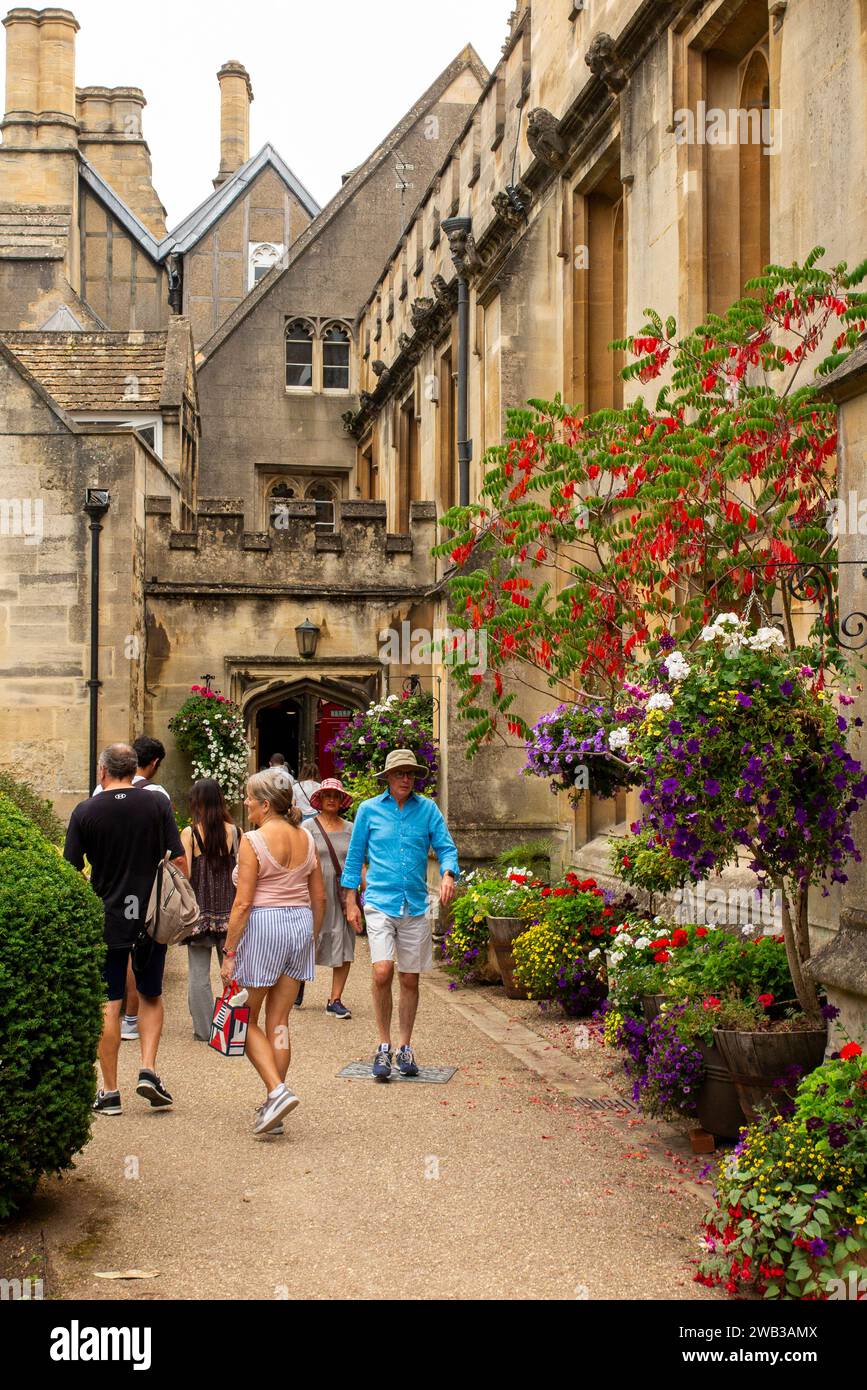 UK, England, Oxfordshire, Oxford, Magdalen College, Open Doors event visitors Stock Photo