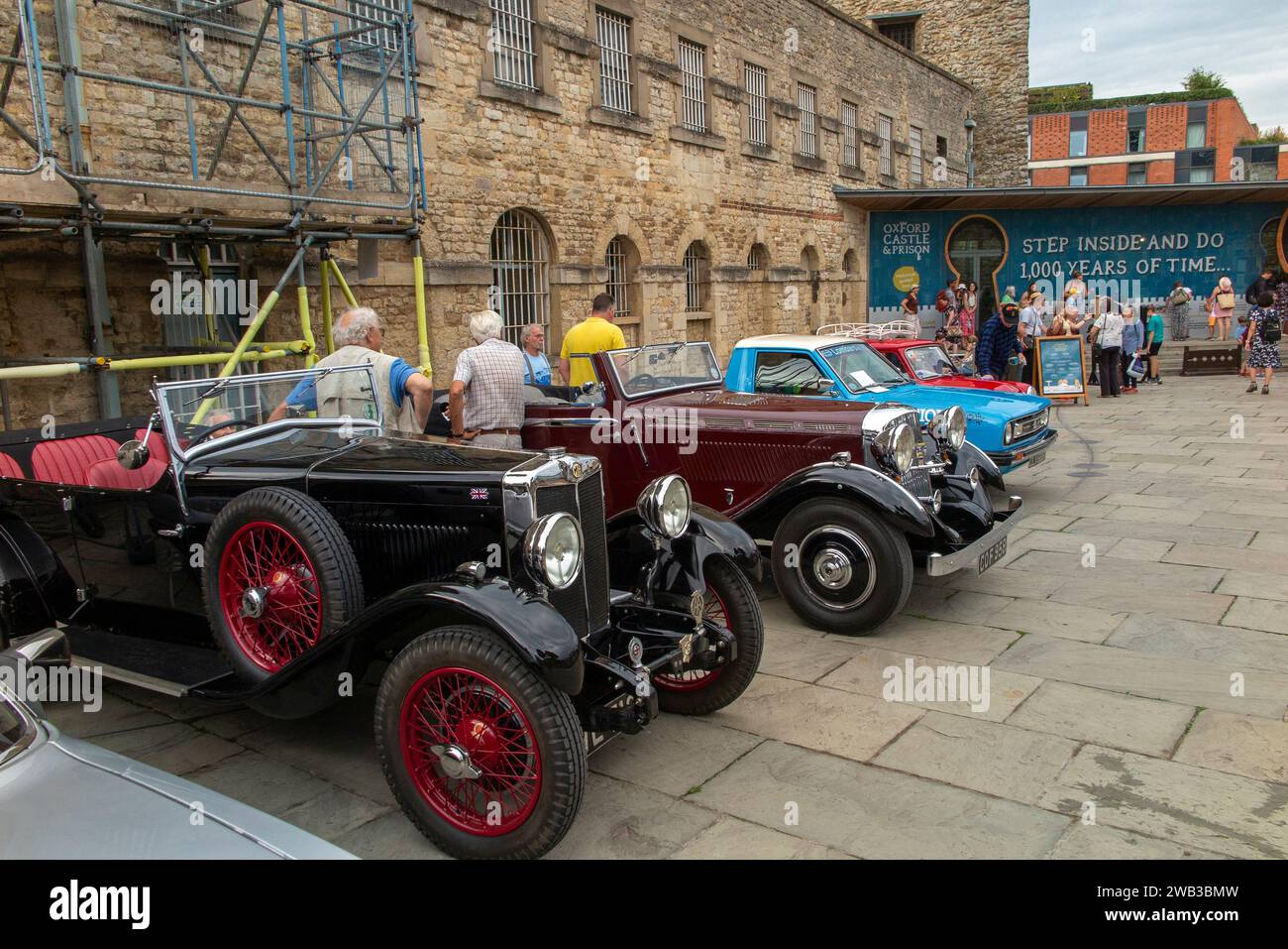 UK, England, Oxfordshire, Oxford, Castle courtyard, Open Doors vintage car show Stock Photo