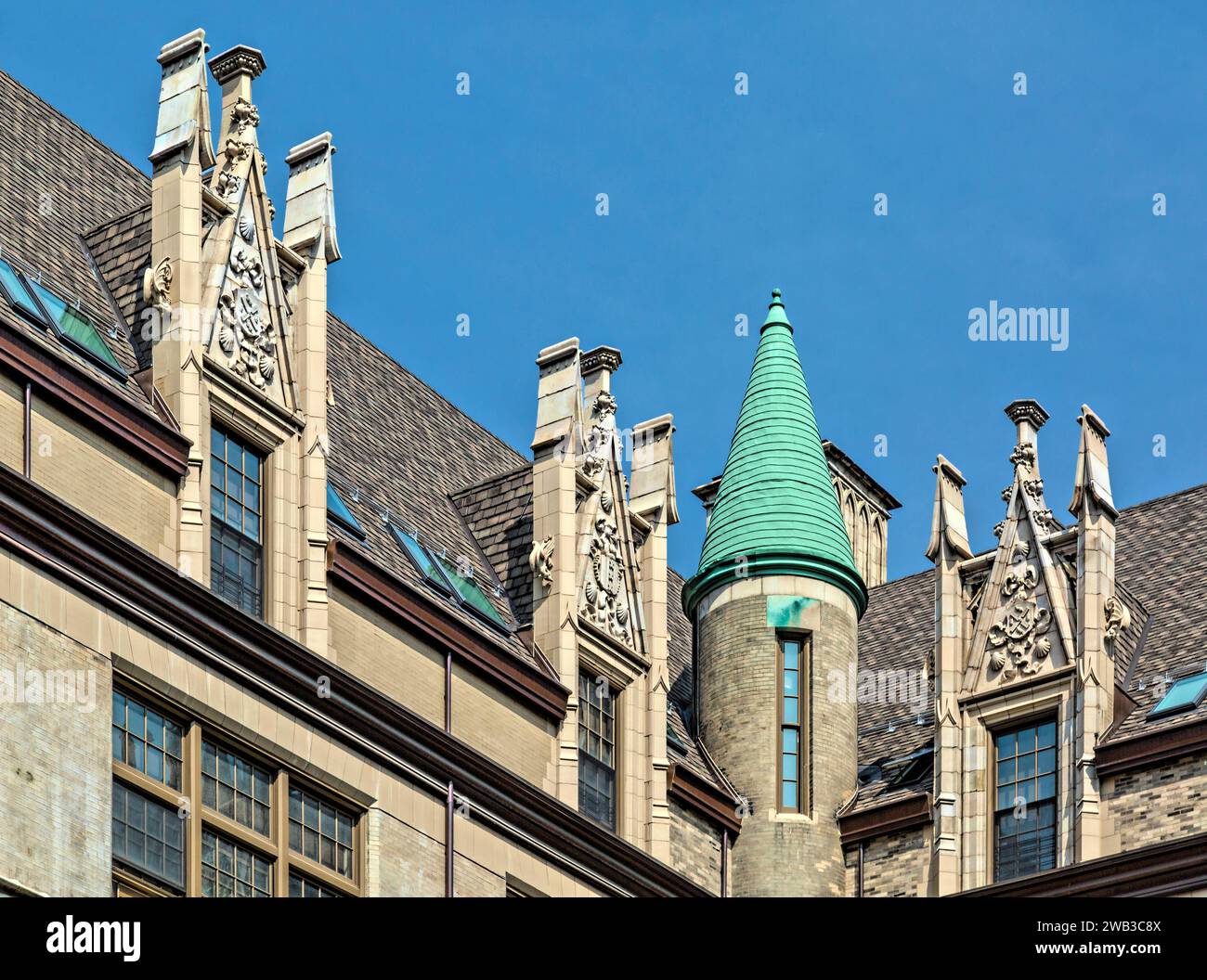 C.B.J. Snyder designed Public School 109, built in 1901, in Collegiate Gothic Style; it is a NYC landmark at 215 East 99th Street in East Harlem. Stock Photo