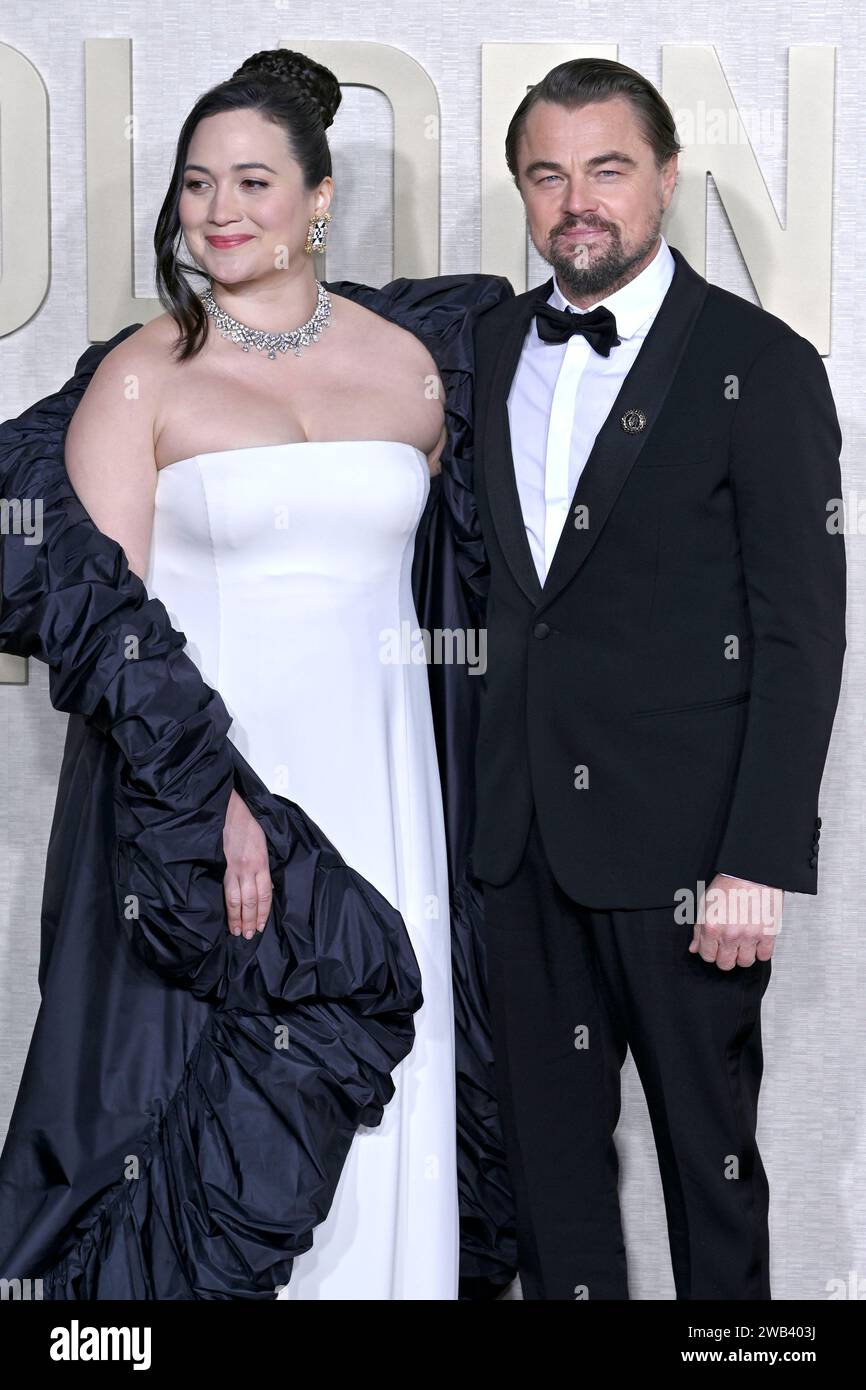 Lily Gladstone und Leonardo DiCaprio bei der Verleihung der 81. Golden Globe Awards im Beverly Hilton Hotel. Beverly Hills, 07.01.2024 Stock Photo