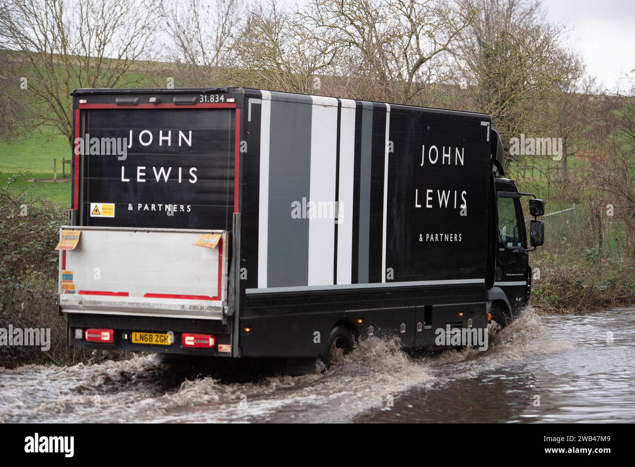Horton, Wraysbury, Berkshire, UK. 8th January, 2024. A John Lewis lorry