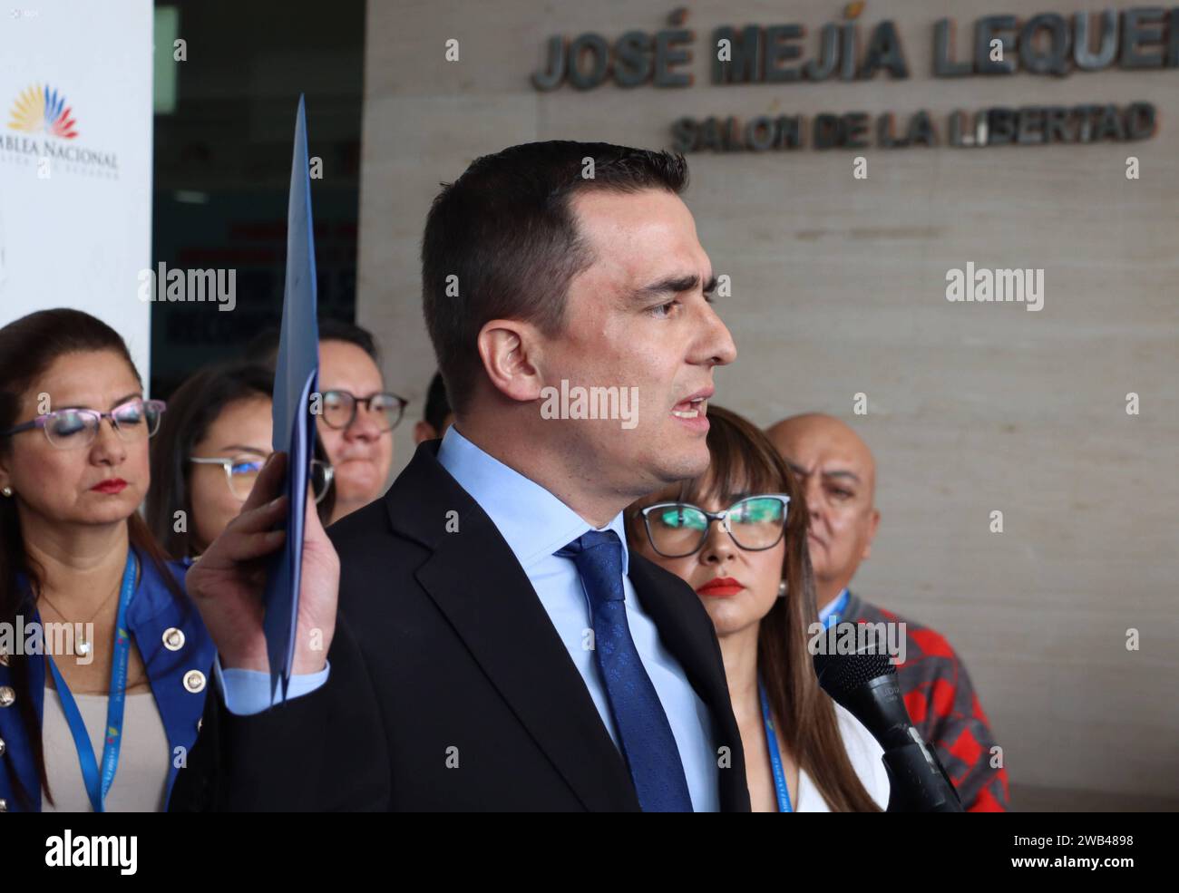 CONSTRUYE-REFORMAS-LEYES Quito,.lunes 8 de enero del 2023 Asambleistas del movimiento Construye, en rueda de prensa sobre las enmiendas constitucionales a varias leyes, planteadas por ellos, con el objetivo de no realizar la Consulta Popular planteada por el Presidente Noboa. En la Grafica:Jorge Penafiel y Nathaly Morillo Fotos:Rolando Enriquez/API Quito Pichincha Ecuador POL-CONSTRUYE-REFORMAS-LEYES-61ebafd4172c9e930802eac12c7235c1 *** CONSTRUYE REFORMAS LEYES Quito, Monday, January 8, 2023 Assembly members of the Construye movement, in a press conference on the constitutional amendments to s Stock Photo