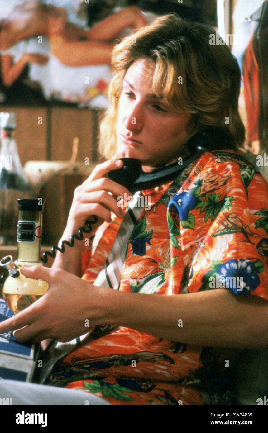 Fast Times at Ridgemont High Year : 1982 USA Director : Amy Heckerling Sean Penn Stock Photo