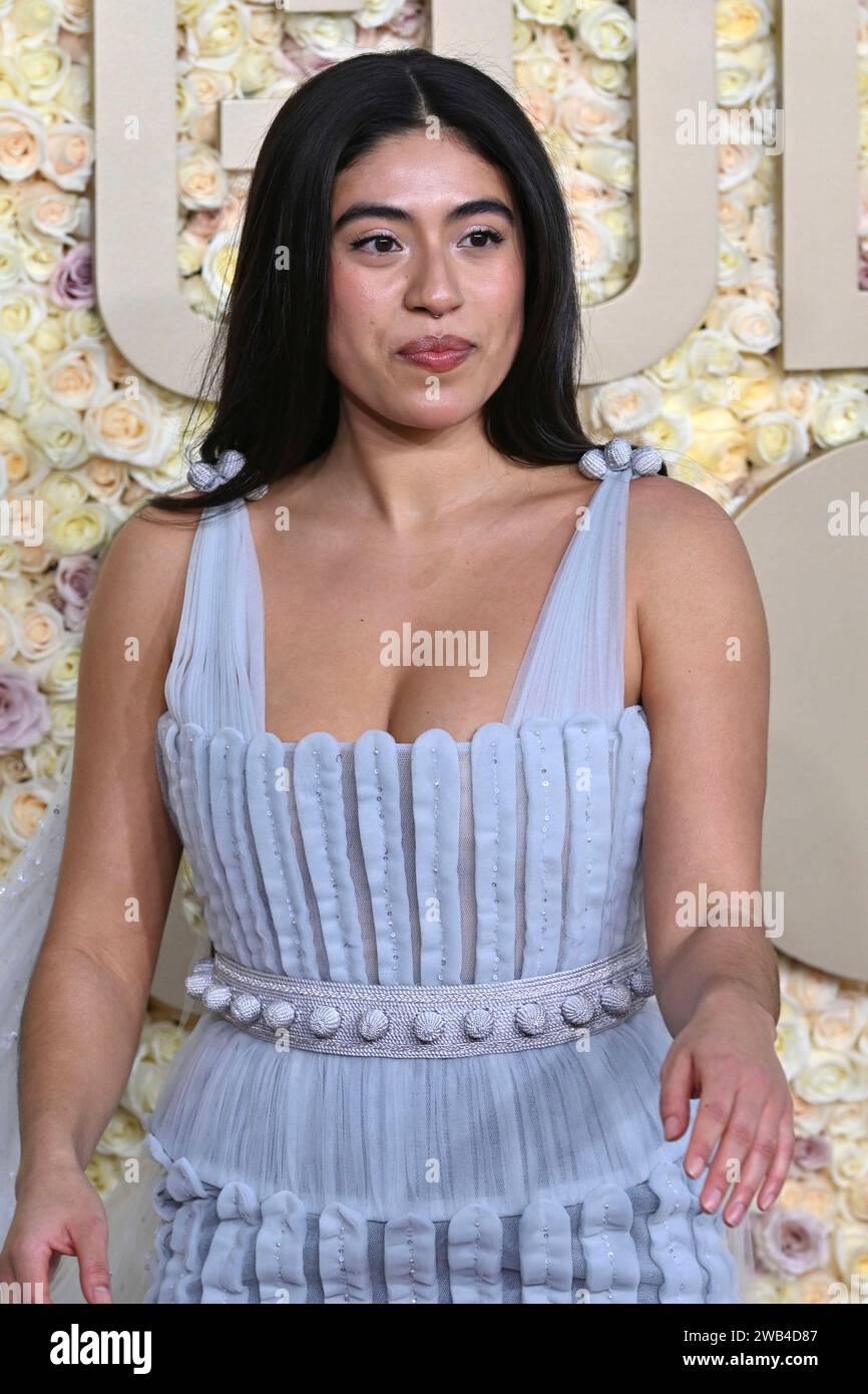 Aminah Nieves bei der Verleihung der 81. Golden Globe Awards im Beverly