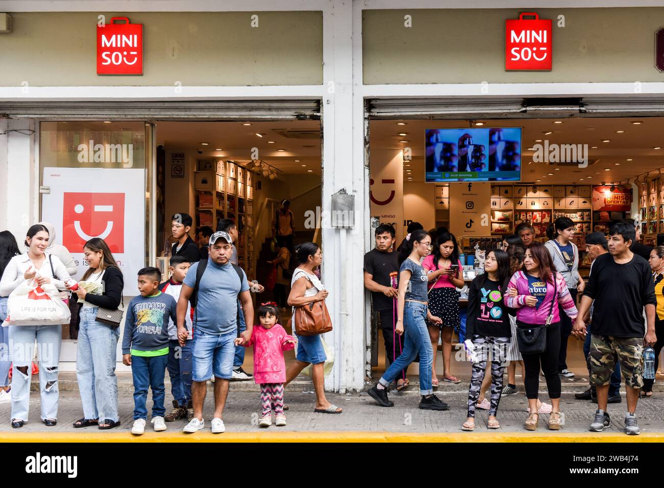 Busy shopping area, Downtown merida, Mexico Stock Photo Alamy