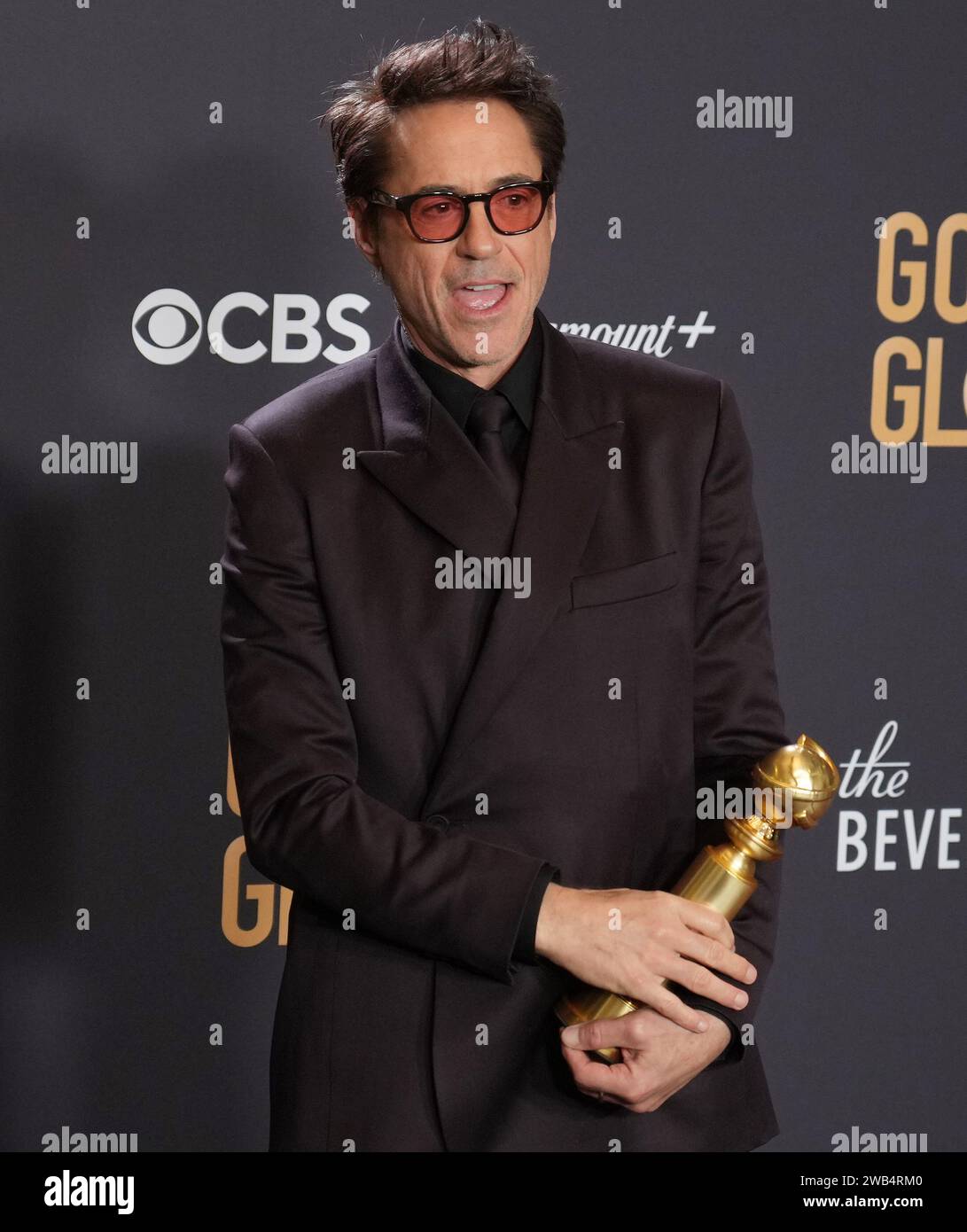 Los Angeles USA 07th Jan 2024 Robert Downey Jr Winner Of The Best   Los Angeles Usa 07th Jan 2024 Robert Downey Jr Winner Of The Best Performance By A Male Actor In A Supporting Role In A Motion Picture Award For Oppenheimer Poses In The Press Room At The 81st Annual Golden Globe Awards Held At The Beverly Hilton In Beverly Hills Ca On Sunday January 7 2024 Photo By Sthanlee B Miradorsipa Usa Credit Sipa Usaalamy Live News 2WB4RM0 