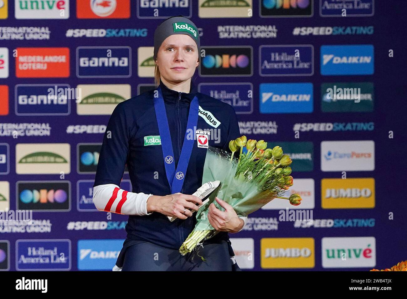 Heerenveen, Netherlands. 7th Jan, 2024. HEERENVEEN, NETHERLANDS - JANUARY 7: Vanessa Herzog of Austria during the medal ceremony after competing on the Women's 1000m during the ISU European Speed Skating Championships at Thialf on January 7, 2024 in Heerenveen, Netherlands. (Photo by Andre Weening/Orange Pictures) Credit: dpa/Alamy Live News Stock Photo