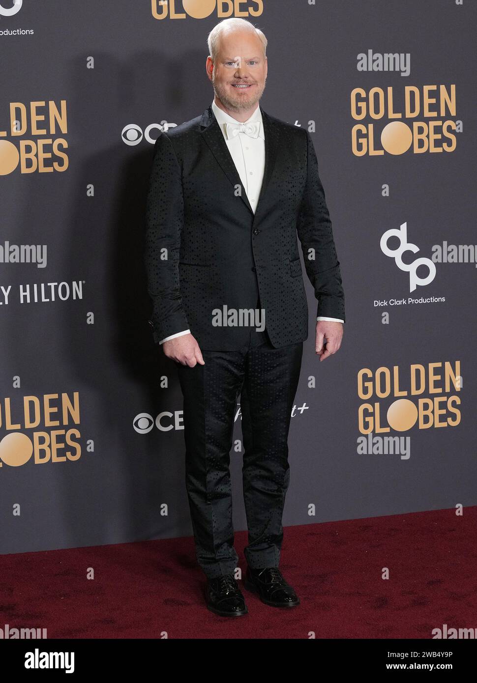 Los Angeles, USA. 07th Jan, 2024. Jim Gaffigan poses in the press room