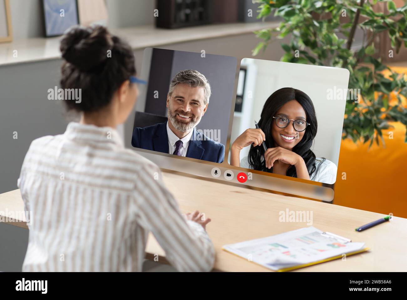 Diverse young adult colleagues hi-res stock photography and images - Alamy