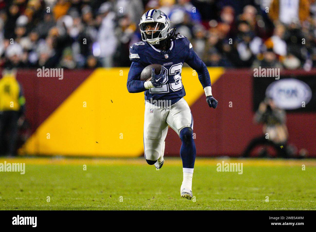 Dallas Cowboys running back Rico Dowdle runs with the ball against the