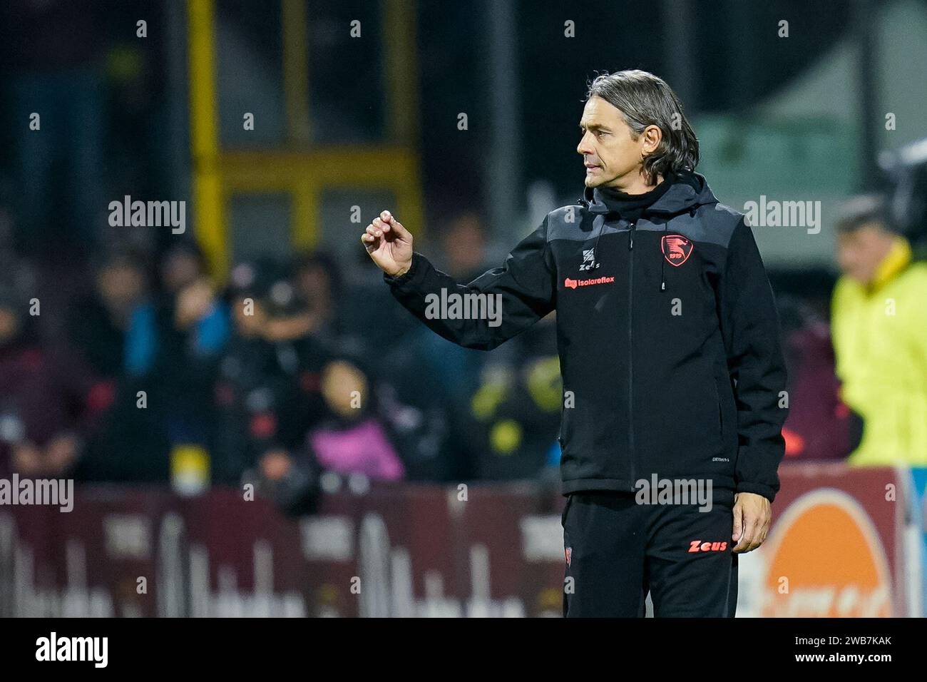 Salerno, Italy. 07th Jan, 2024. Filippo Inzaghi head coach of US Salernitana gestures during the Serie A match between US Salernitana and Juventus FC at Stadio Arechi on January 7, 2024 in Salerno, Italy. Credit: Giuseppe Maffia/Alamy Live News Stock Photo