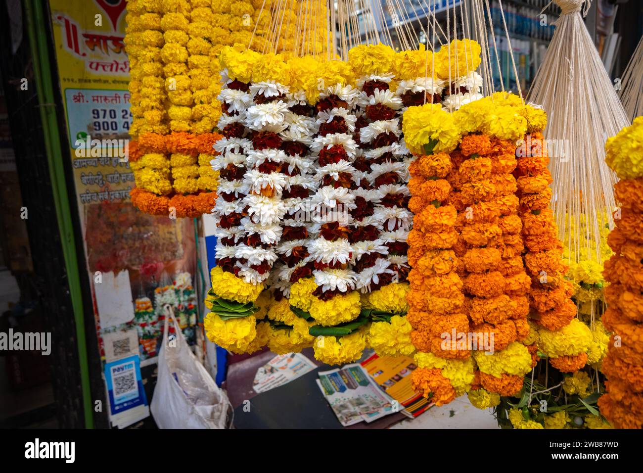 Mumbai, Maharashtra, India, Hindu offerings made of flowers at a stand