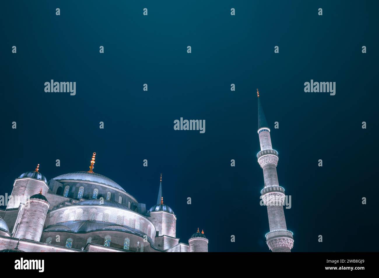 Blue Mosque or Sultanahmet Camii at night with copy space for text ...