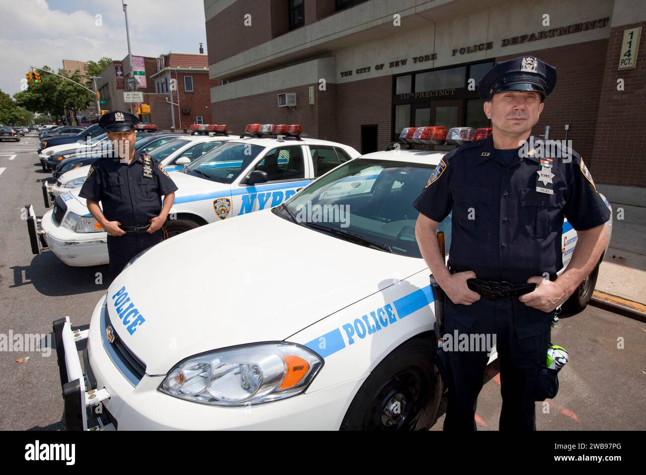 New york police department hi-res stock photography and images - Alamy